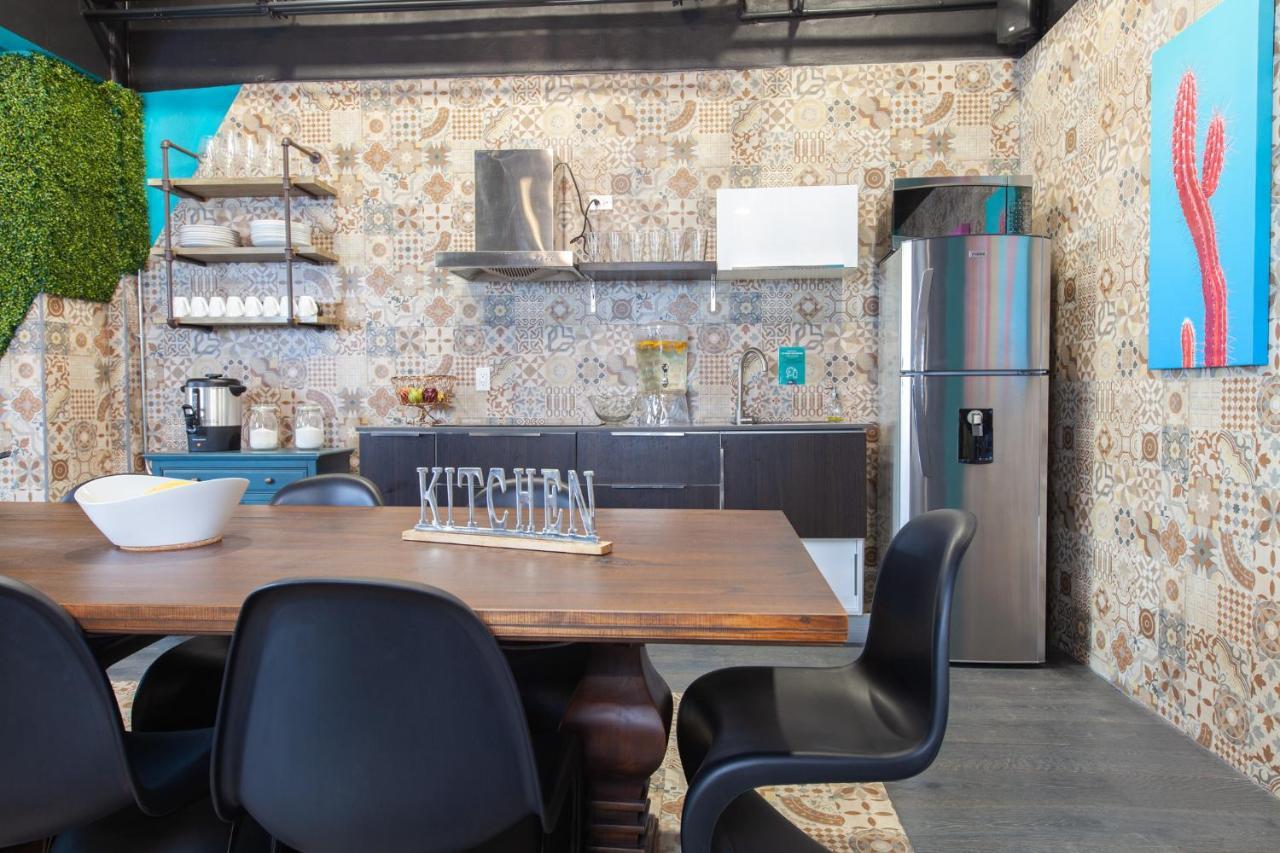 Eazy Living Tijuana Centro Apartment ภายนอก รูปภาพ